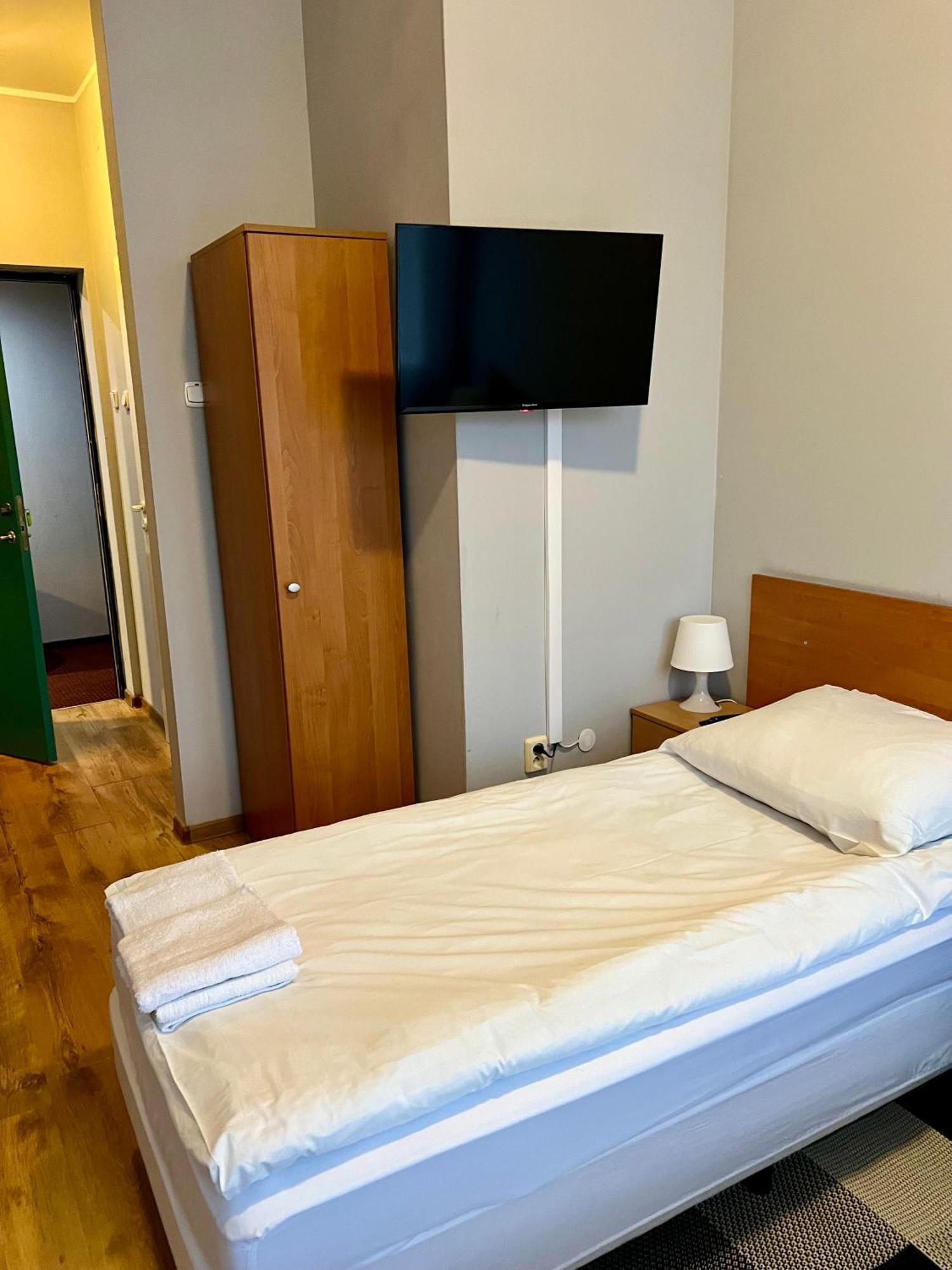 Hotel Akor Bydgoszcz Bagian luar foto