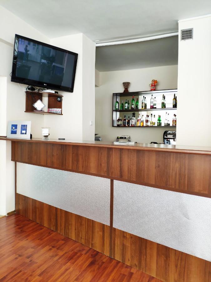 Hotel Akor Bydgoszcz Bagian luar foto